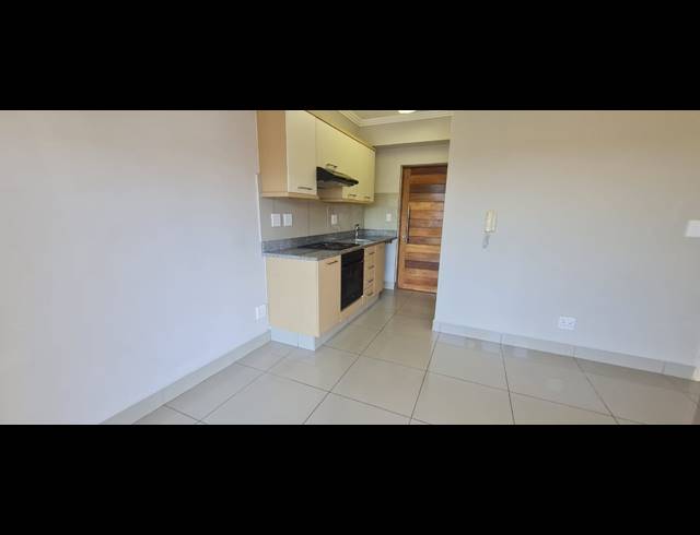 2 BEDROOM APARTMENT TO LET IN UMHLANGA RIDGE
